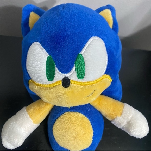 Sega Sonic the Hedgehog  9”Plush Stuffed Animal Toy Blue - Picture 2 of 7